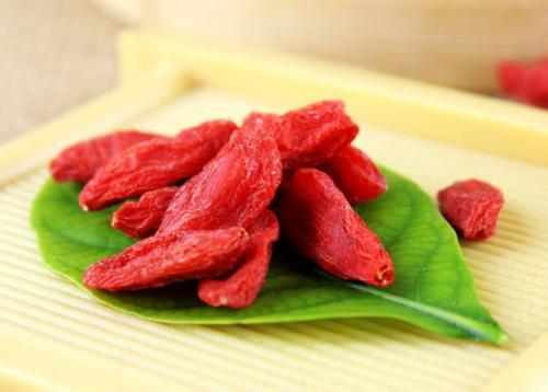 服用枸杞的效果(喝枸杞效果)