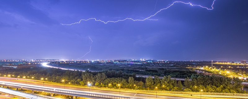 雷阵雨飞机能正常起飞吗 打雷闪电飞机能不能起飞