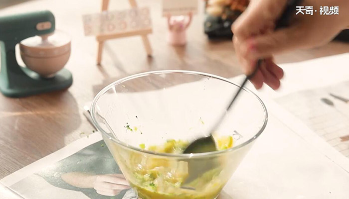 胡萝卜虾饼的做法 胡萝卜虾饼怎么做