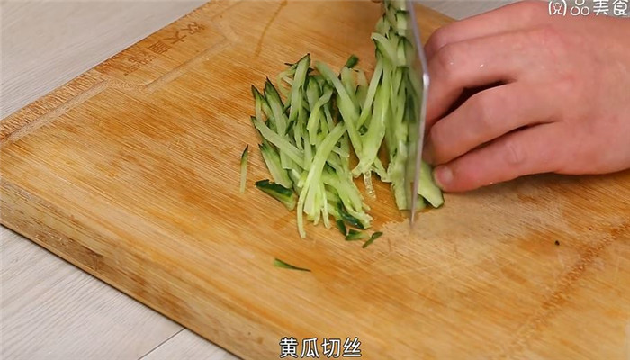 脆皮鸡拌饭怎么做 脆皮鸡拌饭的做法