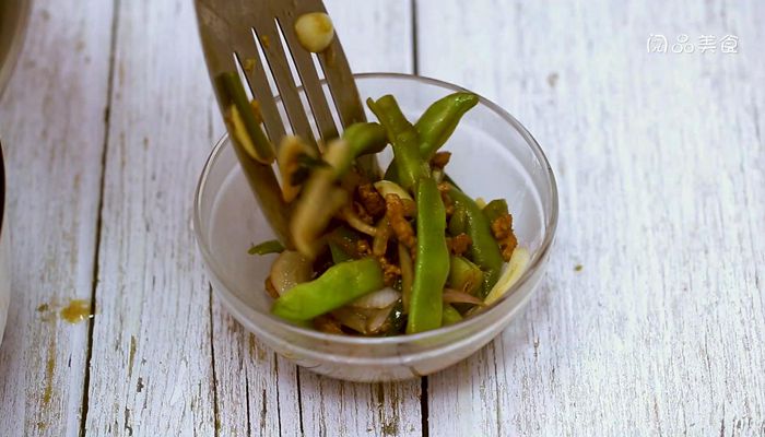 豆角蒸面条三不粘的做法  豆角蒸面条三不粘怎么做