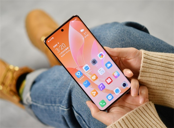 荣耀60pro有耳机孔吗