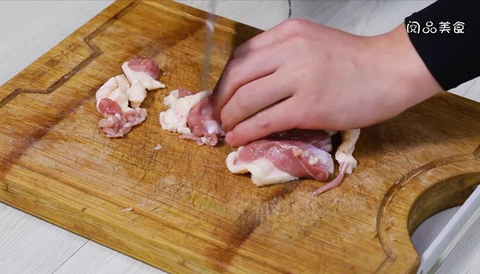 毛豆蒸咸鸭腿 毛豆蒸咸鸭腿的做法