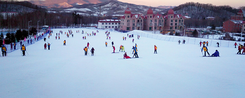 万龙滑雪场营业时间 万龙滑雪场开放时间