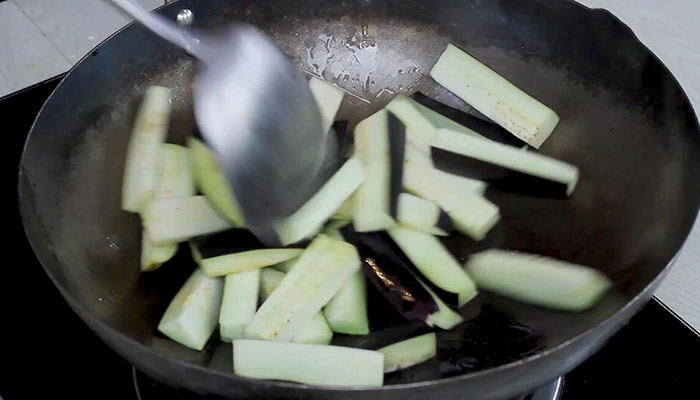 豆豉烧茄条的做法 豆豉烧茄条怎么做