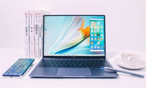 华为MateBookXPro2021怎么调整摄像头角度