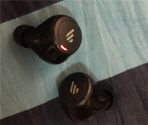 漫步者tws1耳机怎么看剩余电量