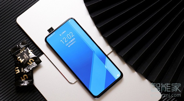 荣耀x10和iqoo z1区别