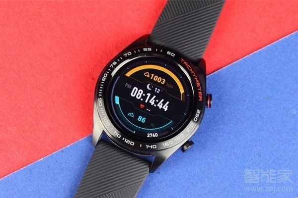 荣耀手表1和2的区别