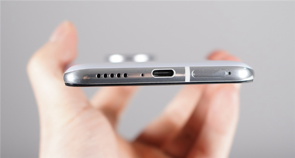 k30pro有双扬声器吗