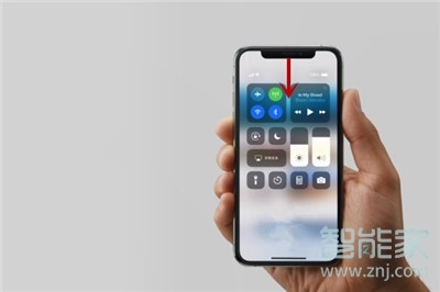 iphone11怎么进入控制中心
