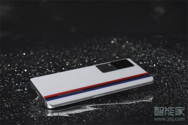 iqoo7搭载什么系统