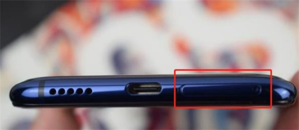 vivox30卡槽怎么打开