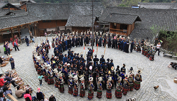 花山节是哪个民族的节日 花山节属于哪个民族