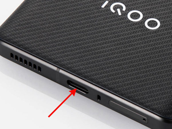 iqoo8有没有耳机孔