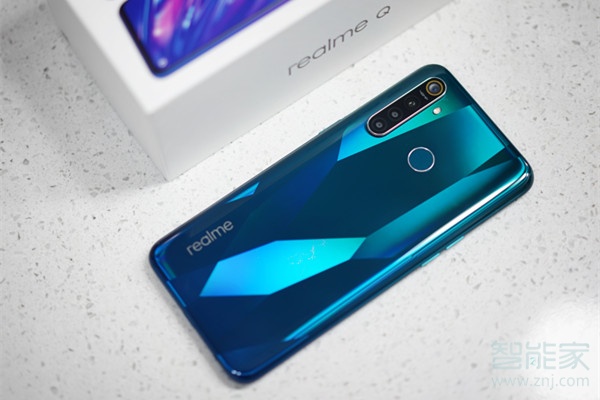 realme Q和荣耀9x区别