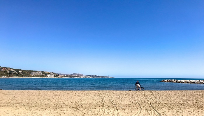 晾晒海水得到粗盐的原理 海水晒盐的原理是什么