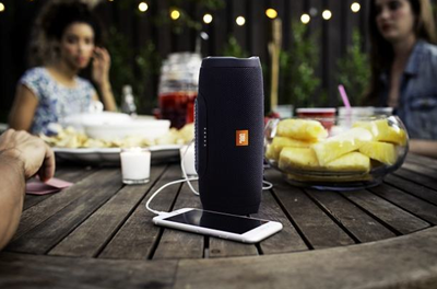 JBL Charge3蓝牙音箱如何连接蓝牙