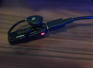 捷波朗MINI耳机充电指南