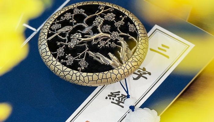 伯牙鼓琴文言文翻译成白话文 伯牙鼓琴文言文翻译简短