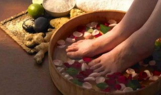 泡脚加什么可以去湿气 什么食物去湿气最好