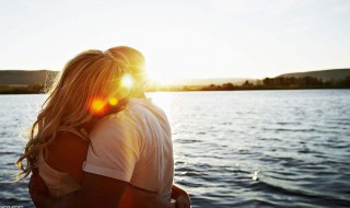 倒过来念是情话的句子 倒过来念是情话的句子列述