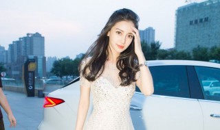 白色连衣裙夏天穿搭 白色连衣裙夏天穿搭介绍