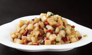 酸辣藕丁的家常做法 怎么做最好吃呢