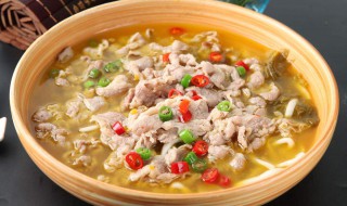 酸汤金针菇肥牛的做法 金针酸汤肥牛