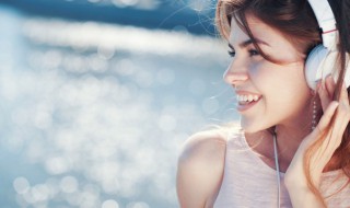 圆梦歌词 歌曲圆梦歌词