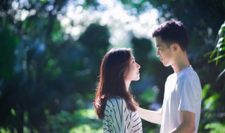 用心爱你你不懂歌词 用心爱你你不懂歌曲简介