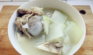 炖猪骨头的家常做法 炖猪骨头的家常做法介绍