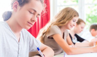 秋天的校园作文400字 秋天的校园400字作文范文