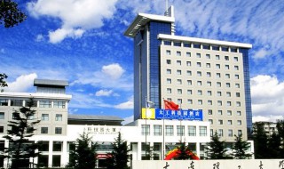 大连理工大学简介 大连理工大学简单介绍