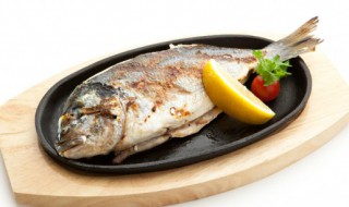 铁锅炖鲟鱼的做法 如何做铁锅炖鲟鱼