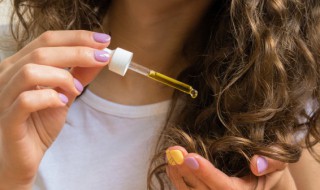 瘦脸精油功效及注意事项有哪些 瘦脸精油怎样使用功效是什么