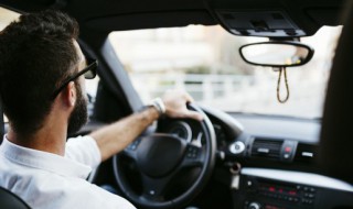 车载cd不读碟怎么办 车载cd不读碟如何办