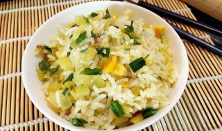 酸菜饭的做法 酸菜炒饭