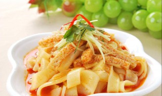 包凉皮的方法 如何包凉皮