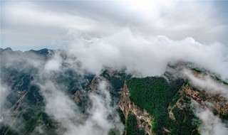 有关山的美句 关于山的句子有哪些