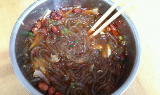 酸辣粉是什么粉做的 它是哪个地方的特色