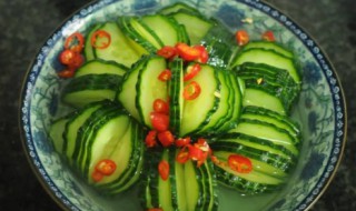 黄瓜的腌制方法酸甜脆 家常版腌制黄瓜做法
