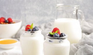 水果捞里的酸奶怎么做 需要准备哪些材料