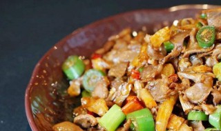 酸豆角鸡杂 酸豆角炒鸡杂