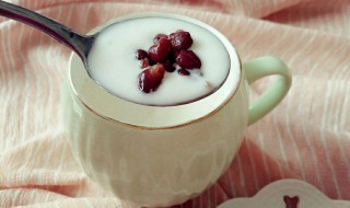 如何用牛奶做酸奶 方法教给你