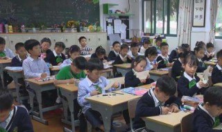 忆江南这首古诗的意思 忆江南翻译