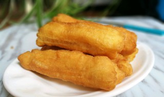 怎么做早餐油条 如何做早餐油条