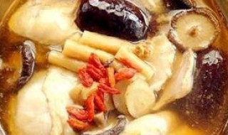 黄芪鸡汤的做法与功效与作用 黄芪鸡汤的做法与功效和作用