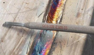 粘焊条是电流大了还是小了 粘焊条是怎么回事