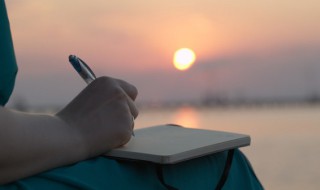 席慕蓉一棵开花的树原文 席慕蓉一棵开花的树的全文